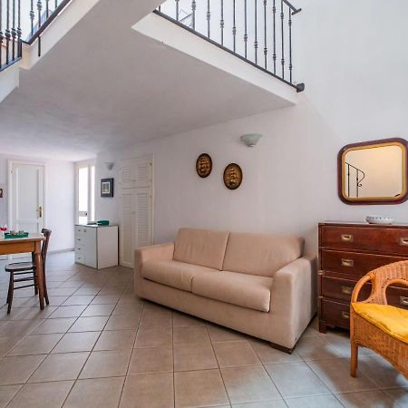 Murphy Holiday Home - Casa Papini La Maddalena  Eksteriør billede
